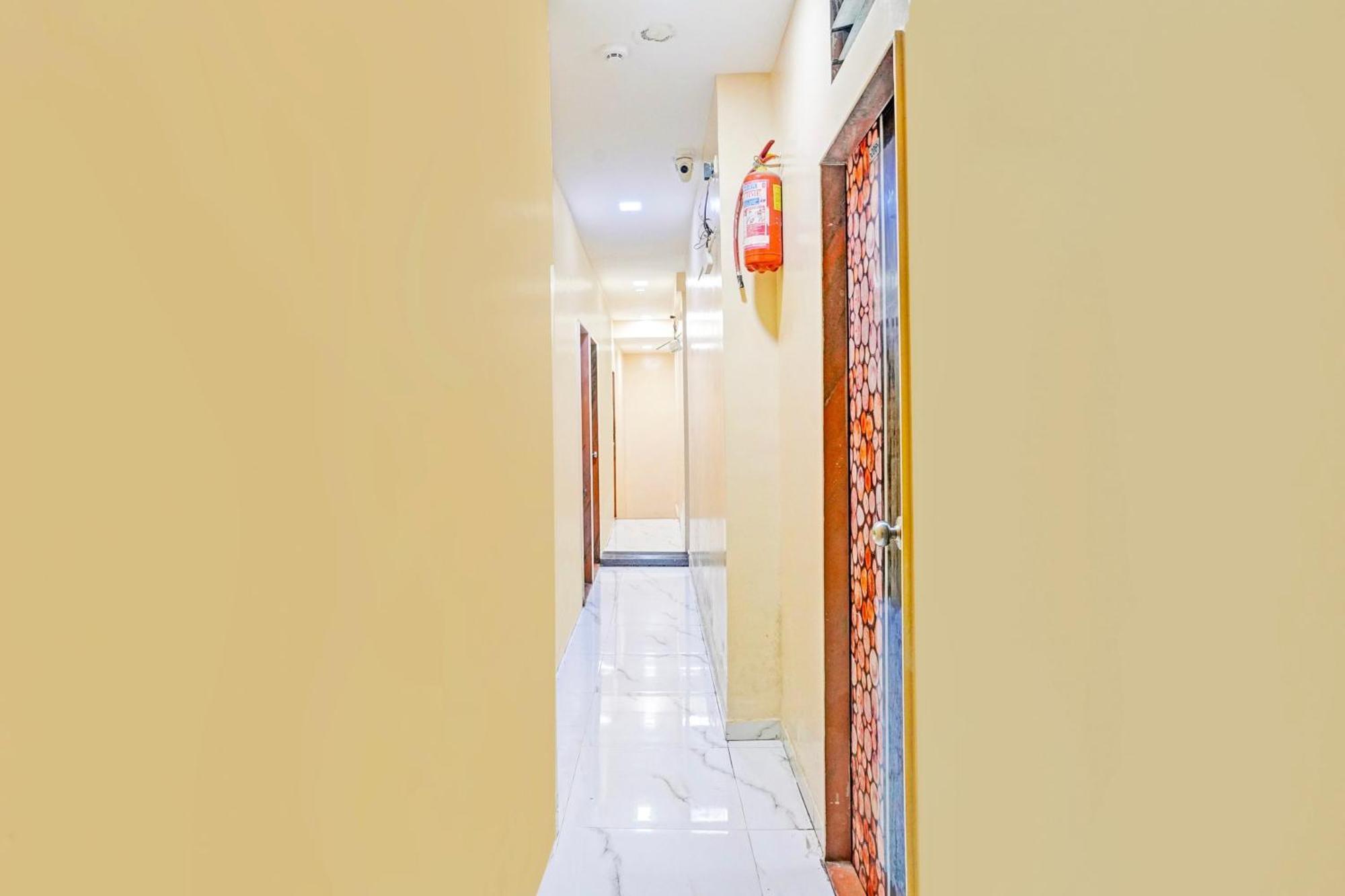 Hotel O Asma ムンバイ エクステリア 写真